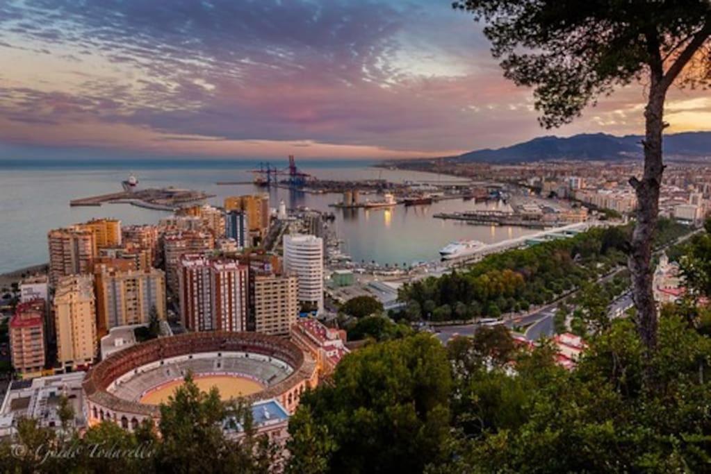 Malaga Center Apartment Ngoại thất bức ảnh